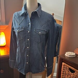 GAP Stretch Western Denim Shirt | Size Small